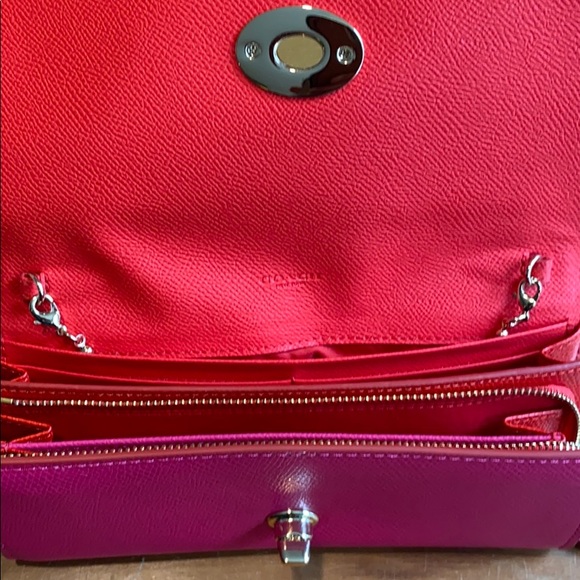 NWOT!! Coach chain slim crossbody wallet - Picture 10 of 11